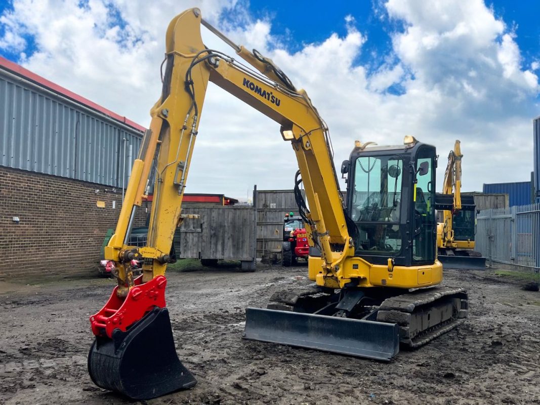 Used mini & midi excavators