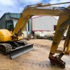 Side of machine Komatsu PC80