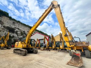 Komatsu PC210 Long Reach for Sale