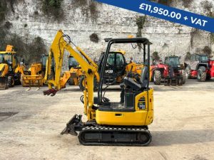 Komatsu PC14 MR-3 Mini digger for sale - M05047