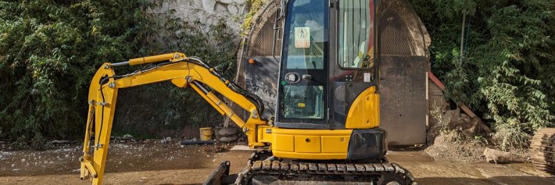buy a Komatsu PC26 - international plant sales