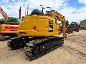 Komatsu PC228 excavator for sale