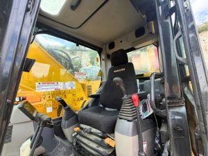 Komatsu PC228 excavator for sale