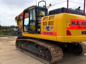 Komatsu PC210 digger for sale - U08185
