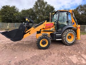 JCB 3CX Backhoe Loader for sale - J07084