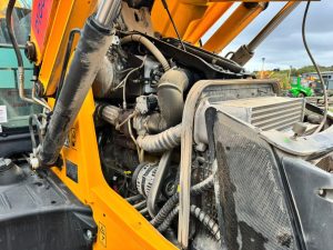 JCB 3CX Backhoe Loader for sale - J07084