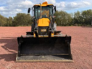 JCB 3CX Backhoe loader for sale - J11065